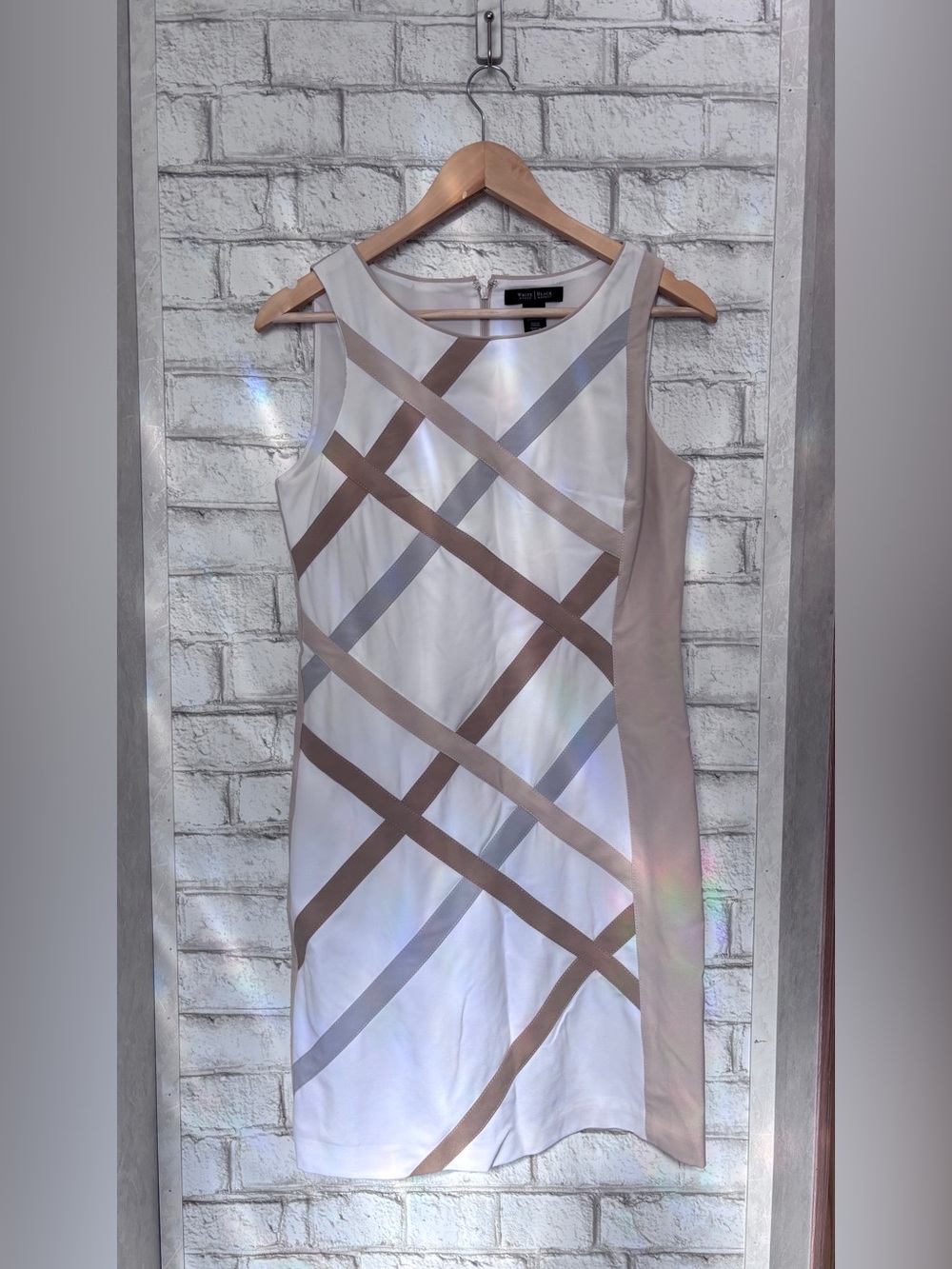 White House Black Market White & Taupe Sleeveless Sheath Dress